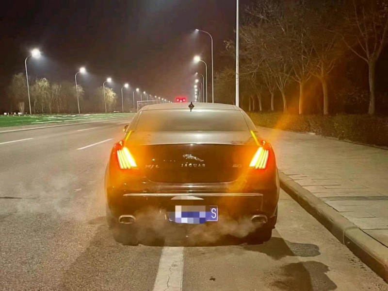 天津13年捷豹XJ4