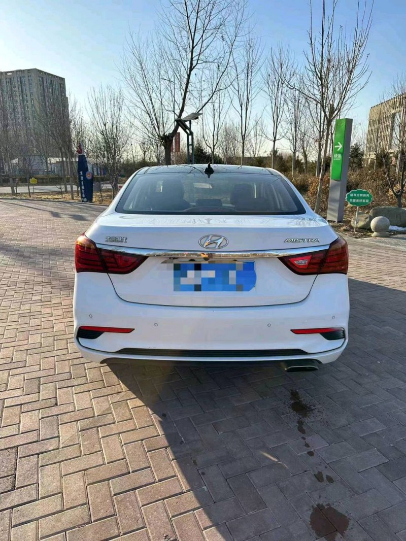 邯郸17年现代名图7