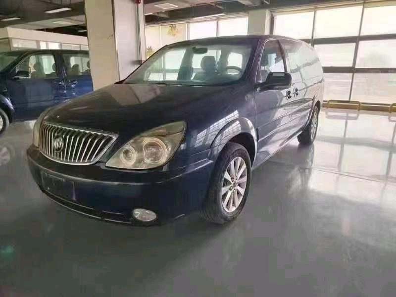 枣庄17年别克GL82