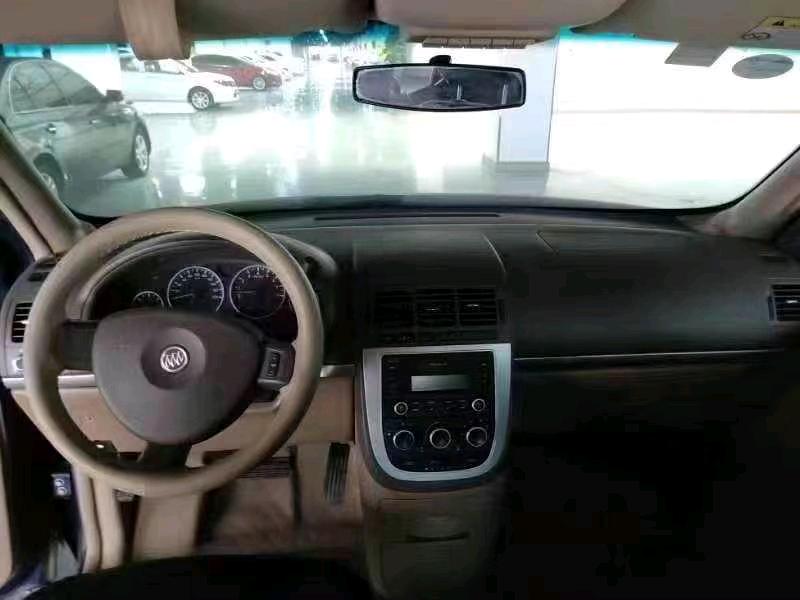 枣庄17年别克GL85