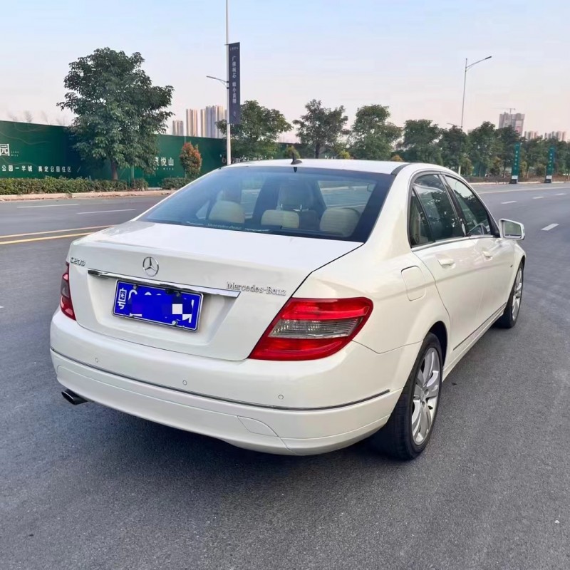 广州10年奔驰C8