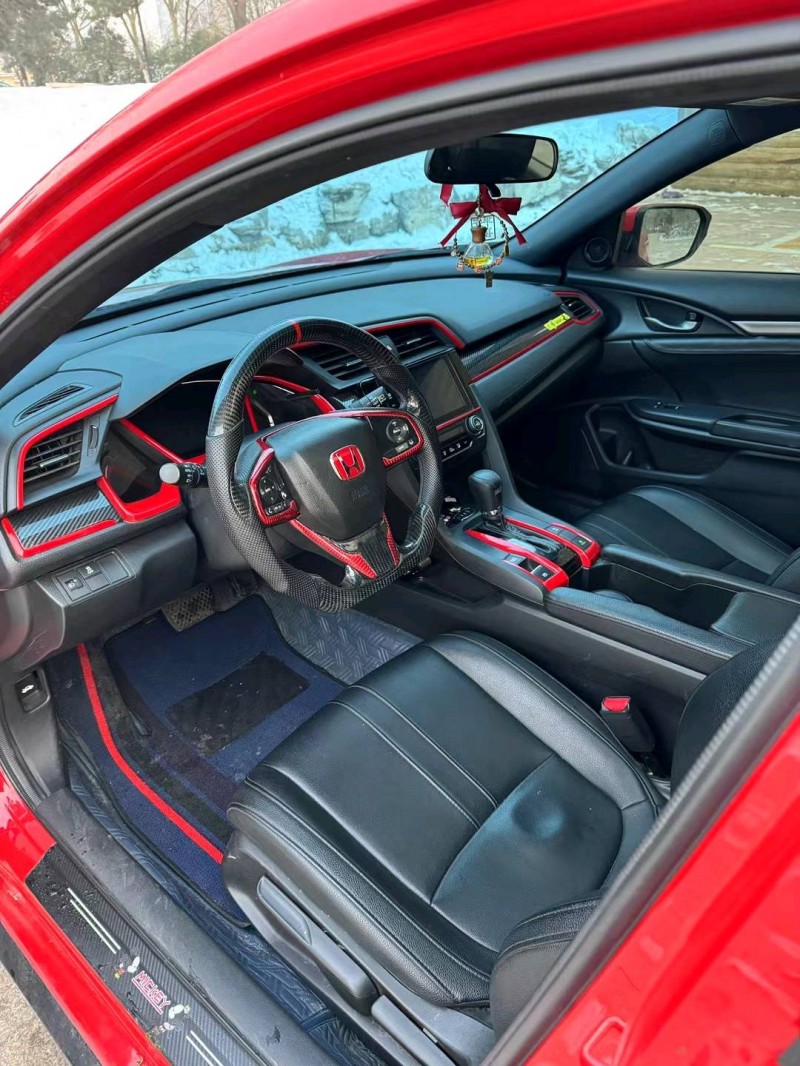 邢台21年本田思域3