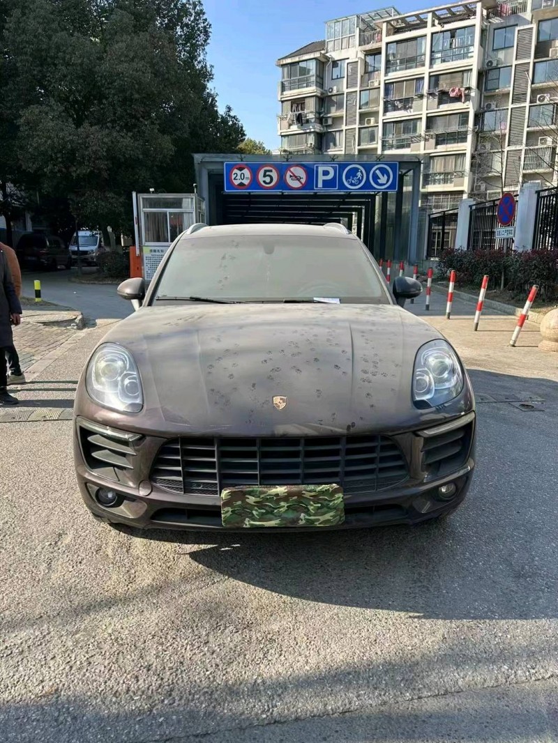 常州15年保时捷Macan1