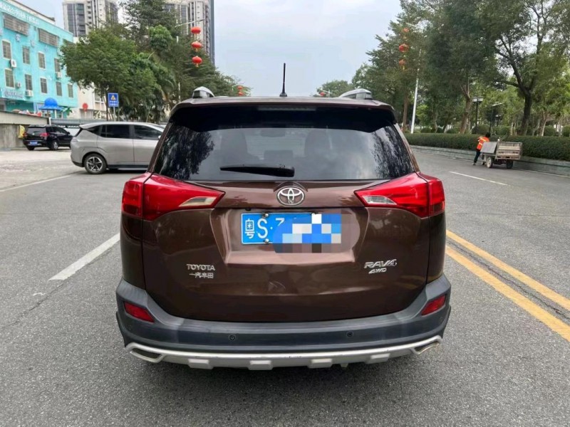 珠海14年丰田RAV4荣放2
