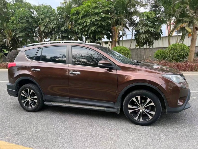 珠海14年丰田RAV4荣放4
