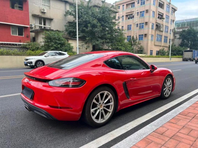 东莞17年保时捷7188