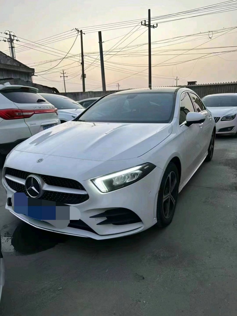 嘉兴23年奔驰A2