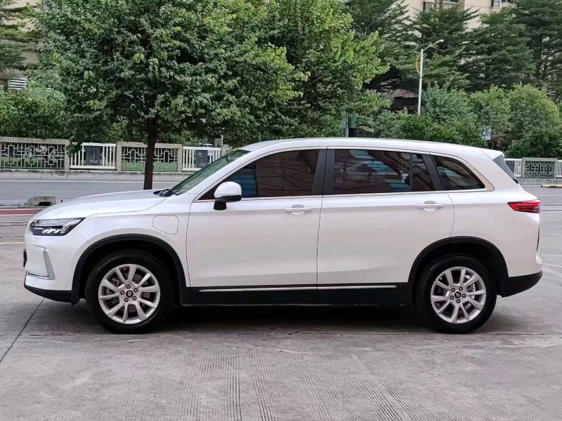 珠海23年創維EV63