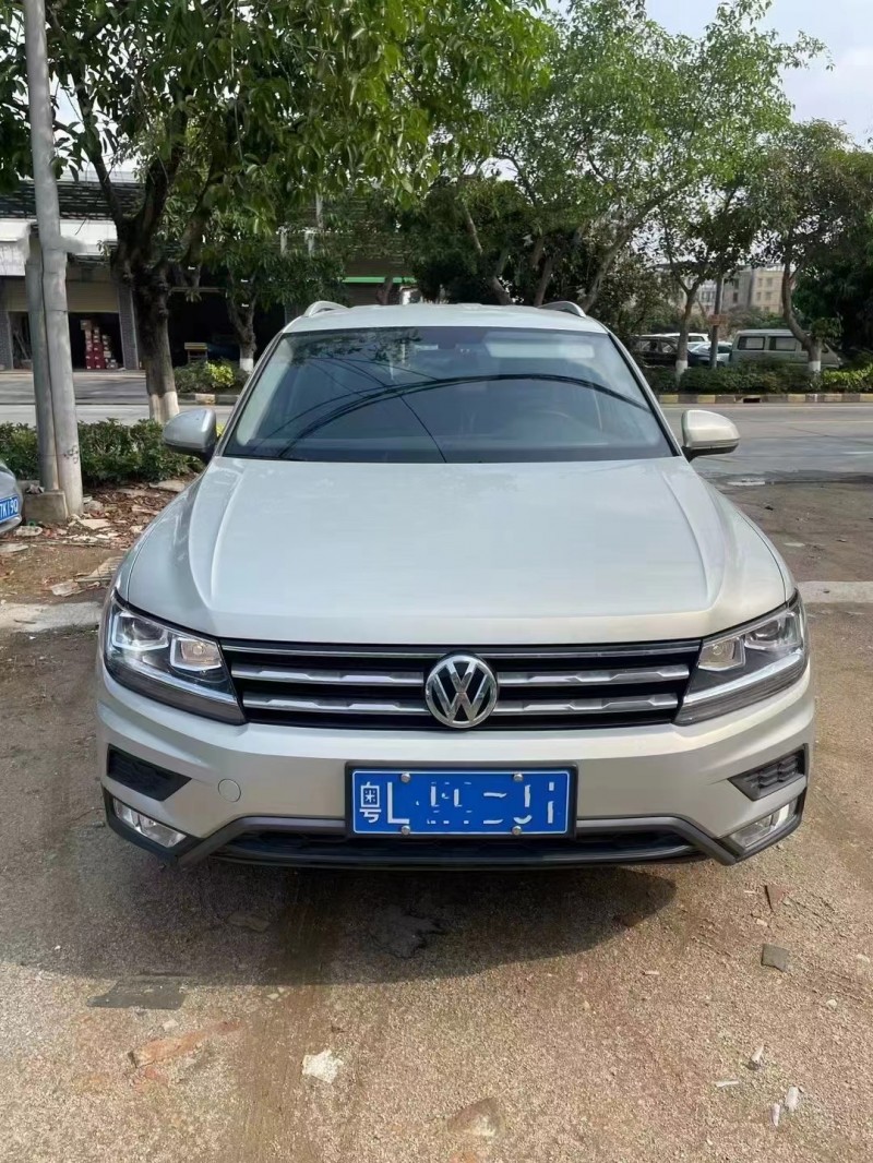 广州19年大众途观1