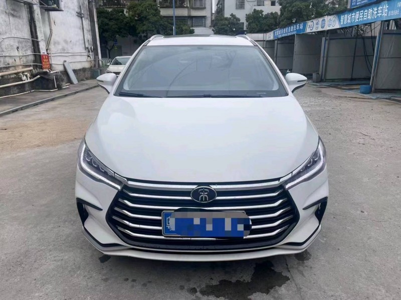 广州21年比亚迪宋1