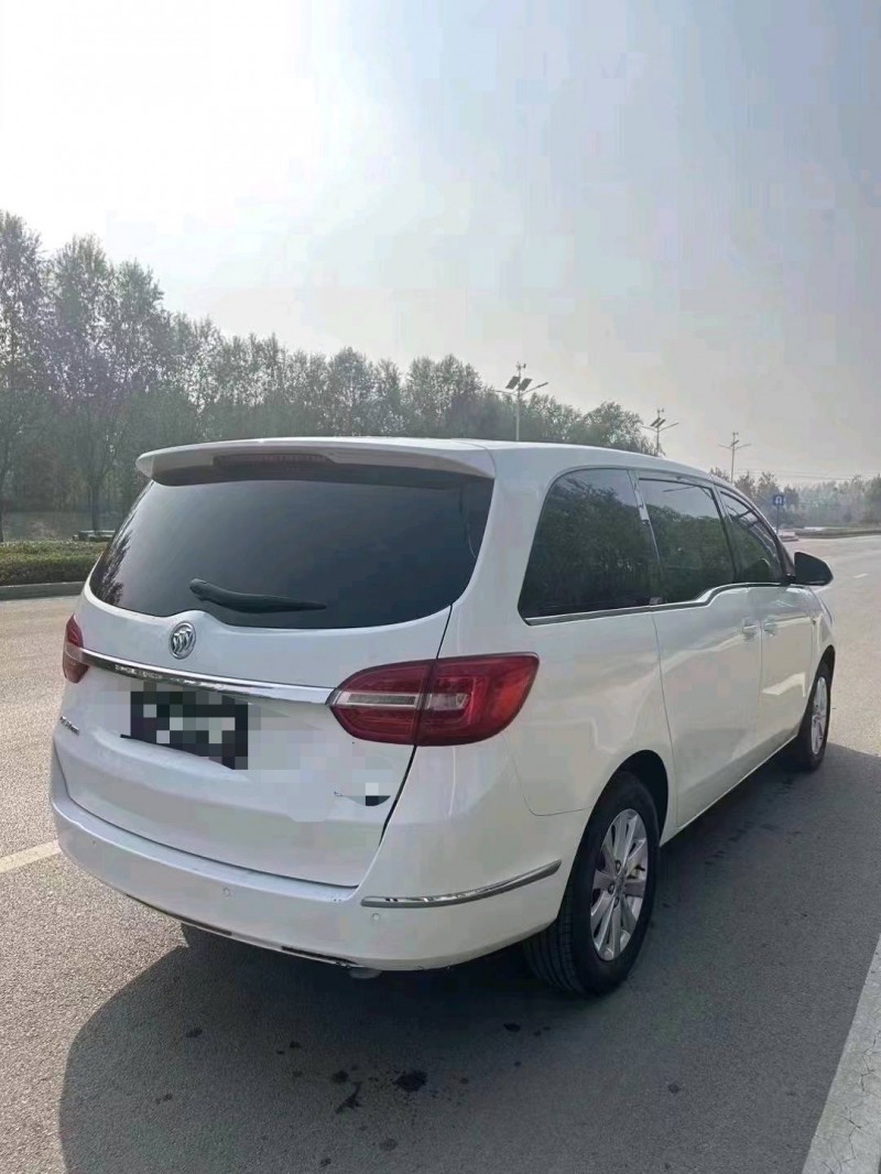 枣庄18年别克GL89