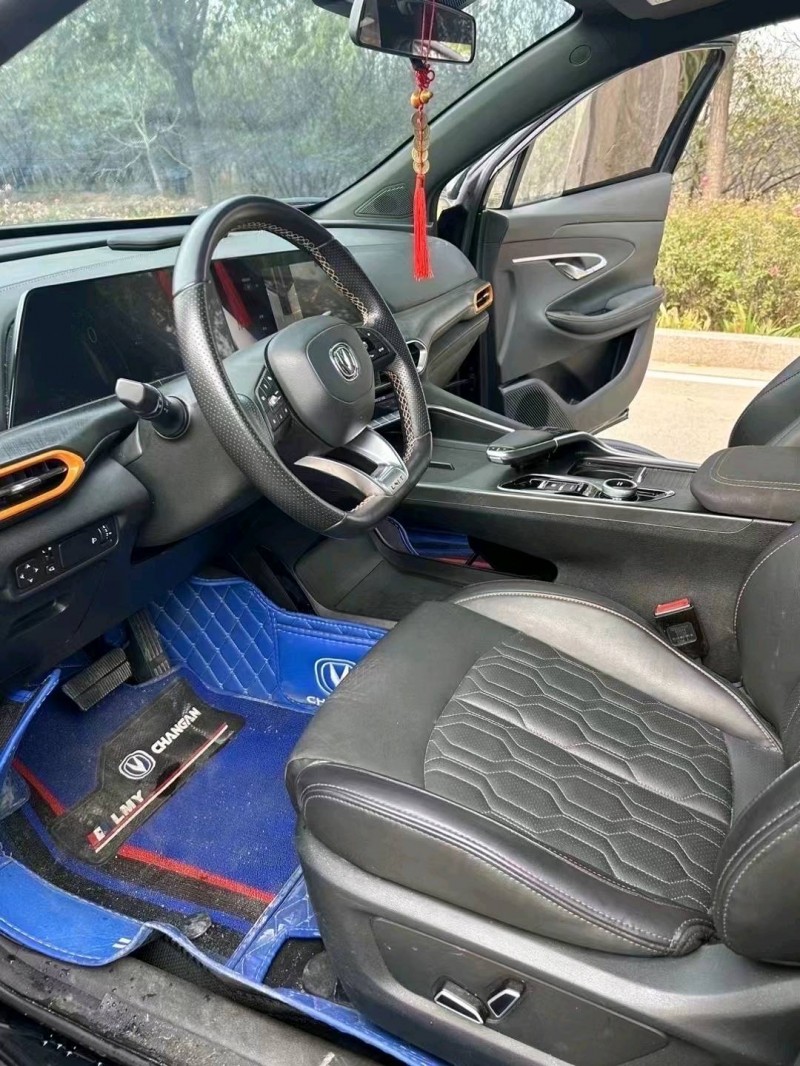 枣庄22年长安汽车UNI-T4