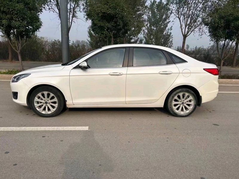 枣庄18年福特福睿斯7