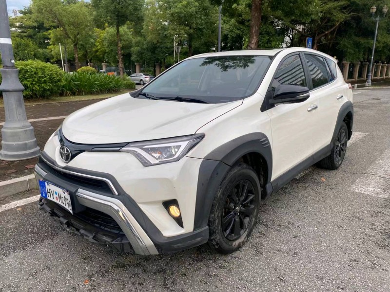 东莞19年丰田RAV4荣放2