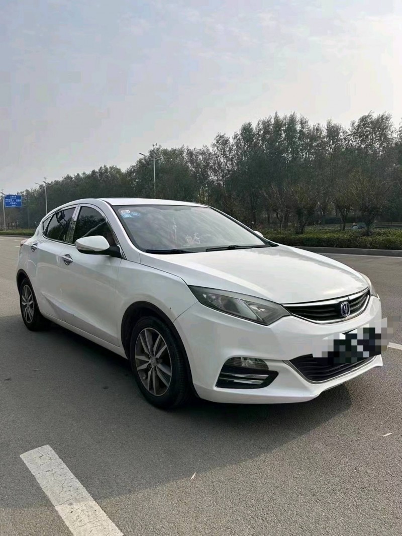 枣庄15年长安汽车逸动2