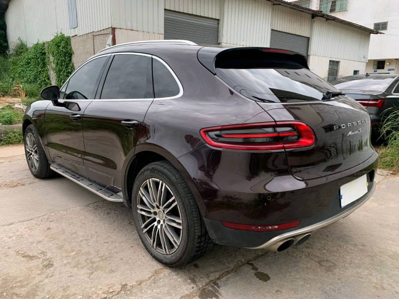 广州16年保时捷Macan8