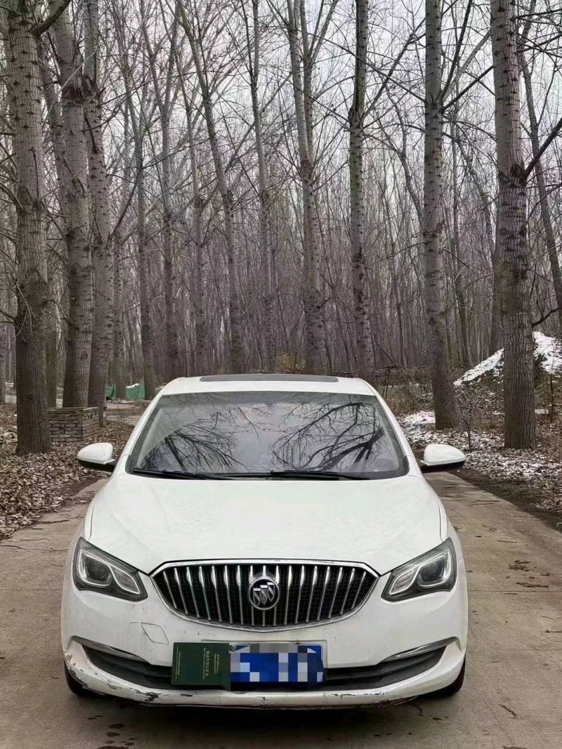 聊城17年别克英朗1