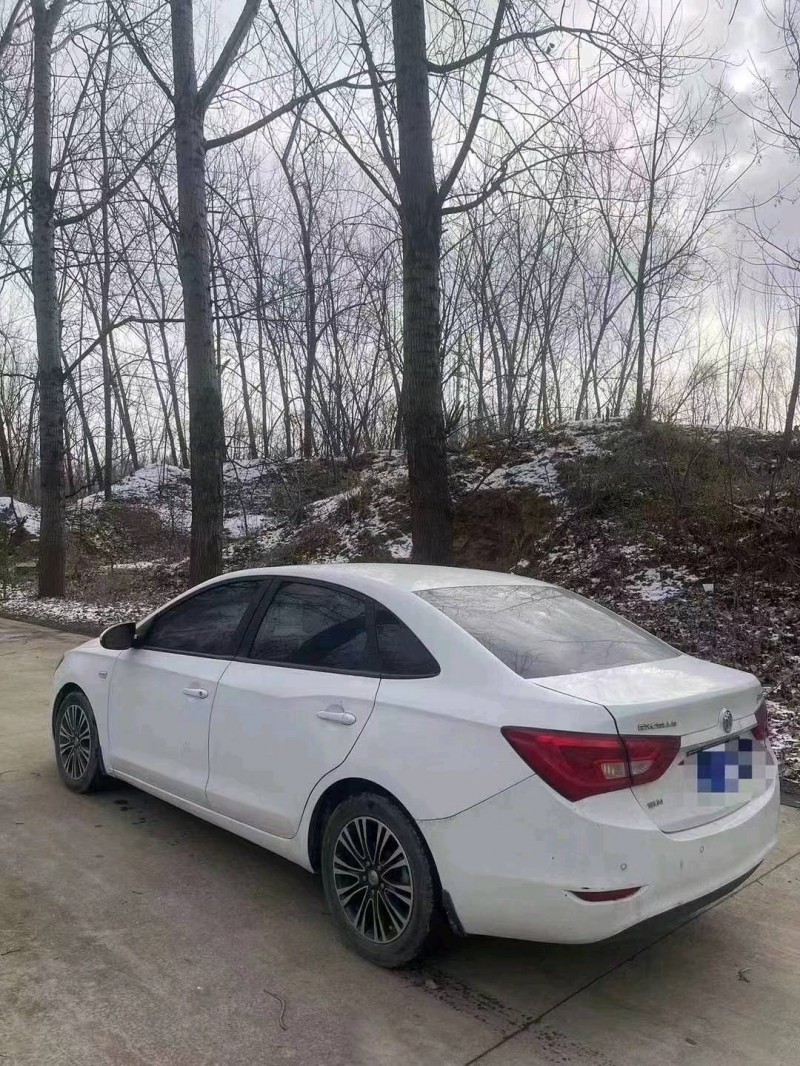 聊城17年别克英朗7