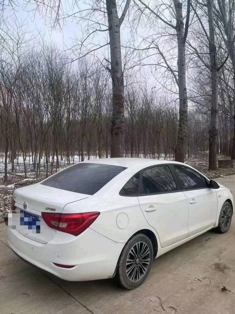 聊城17年别克英朗8