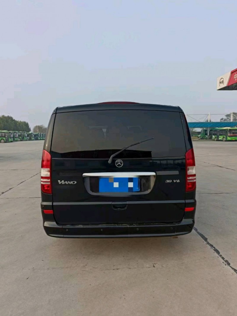 邯郸17年奔驰唯雅诺6