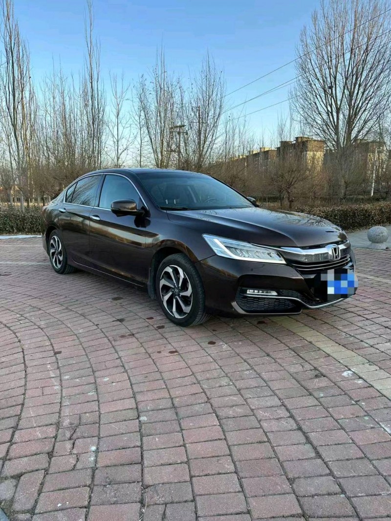 邯郸16年本田雅阁2