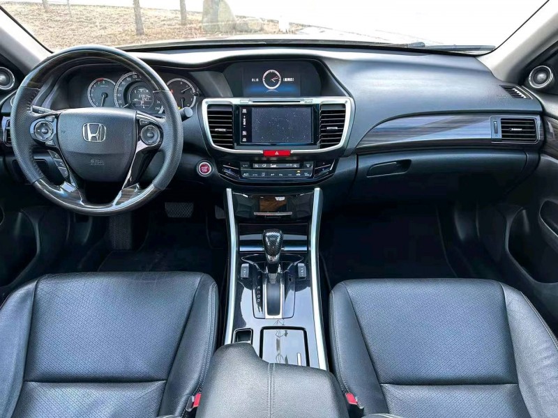 邯郸16年本田雅阁8