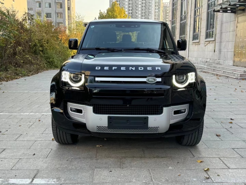 邯郸23年路虎卫士1