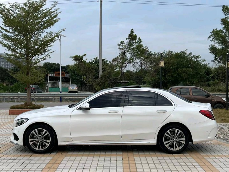 汕头17年奔驰C3
