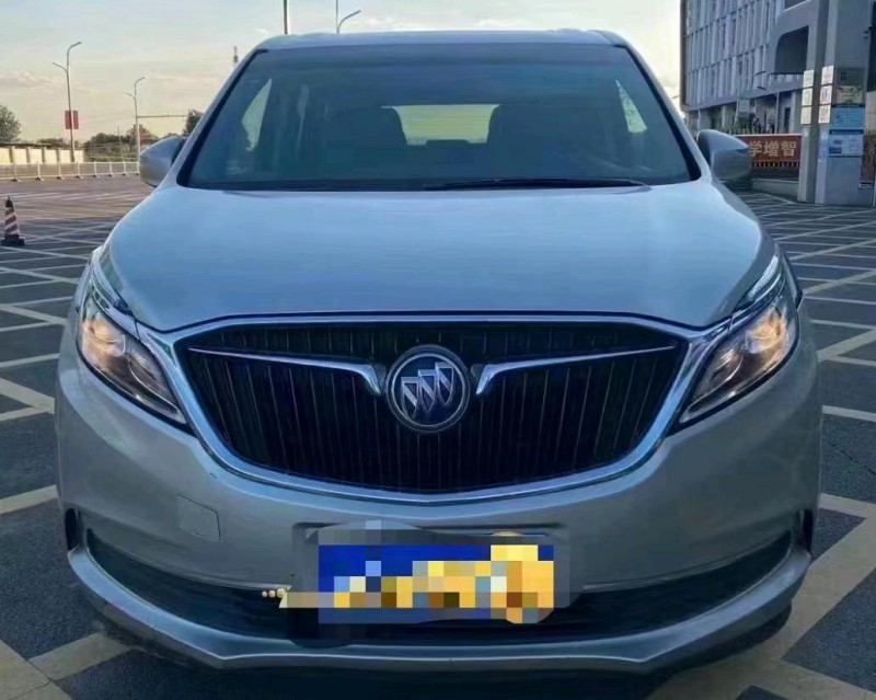 济南18年别克GL81