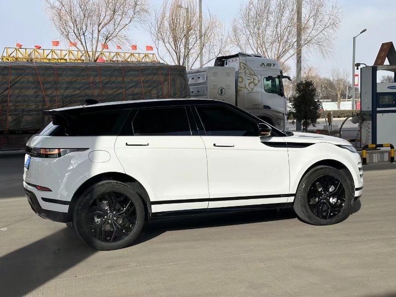 榆林21年路虎极光7