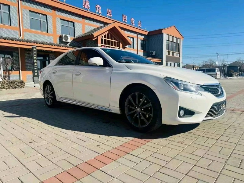 天津15年豐田銳志2