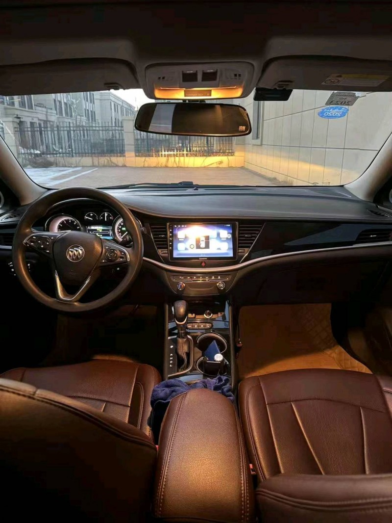 枣庄17年别克威朗7