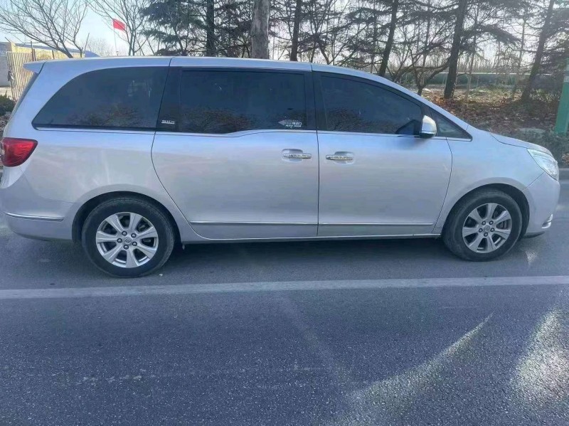 淄博15年别克GL89