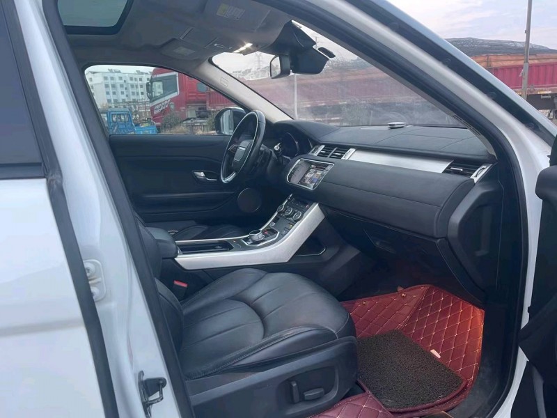 徐州18年路虎极光3