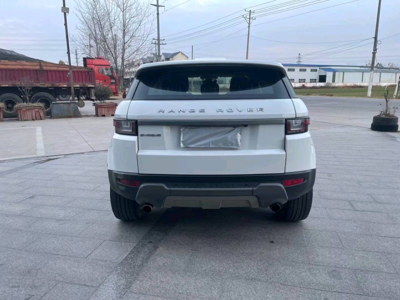 徐州18年路虎极光8