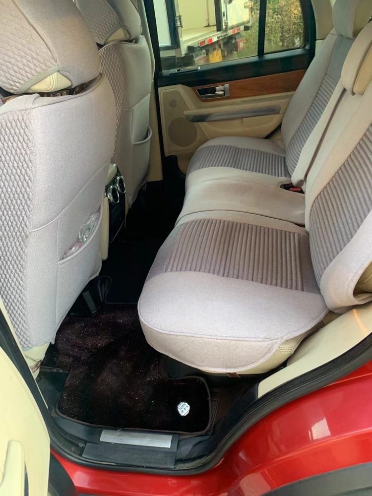 青岛12年路虎揽胜运动8