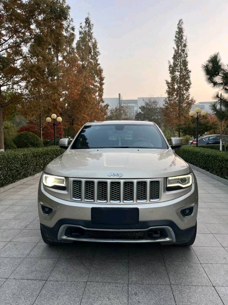 烟台14年Jeep大切诺基1
