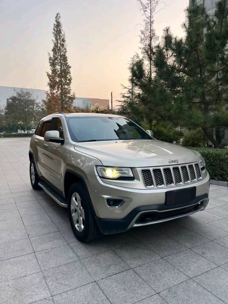 烟台14年Jeep大切诺基2