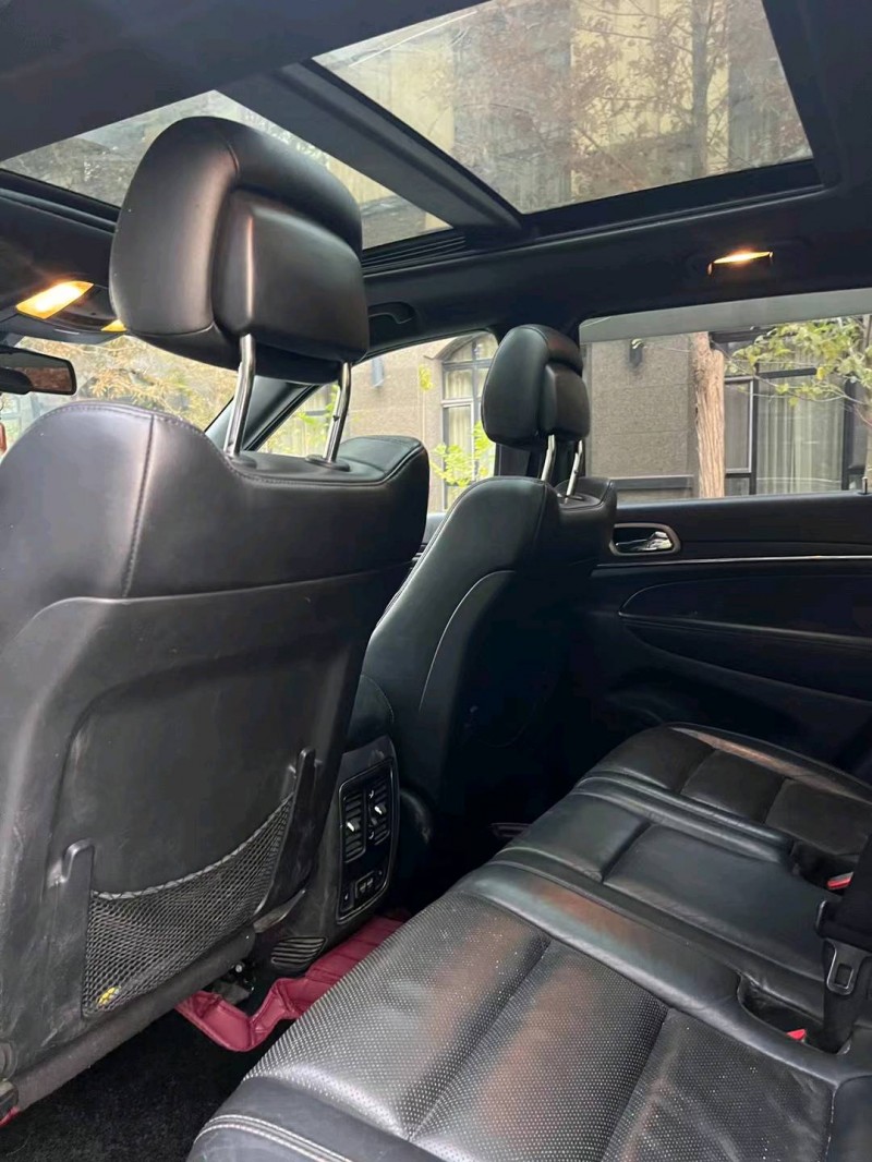 烟台14年Jeep大切诺基7