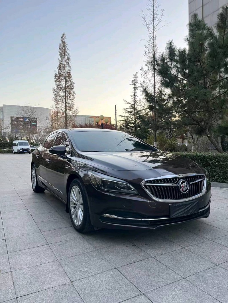 烟台18年别克君越3