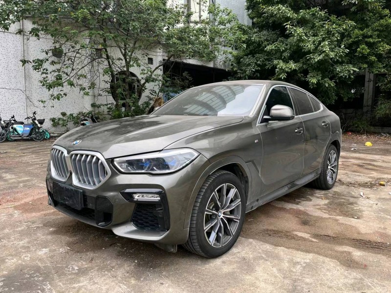 广州21年宝马X62