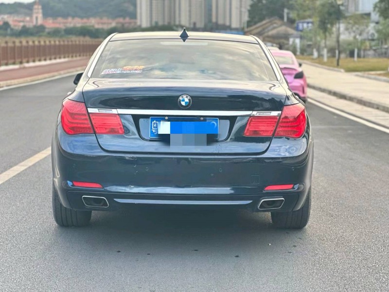 广州12年宝马7系9