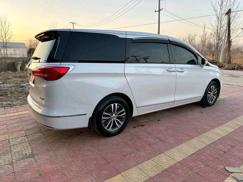 徐州18年别克GL88