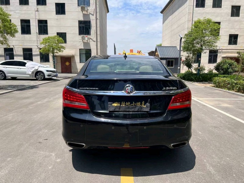 徐州15年别克君越9