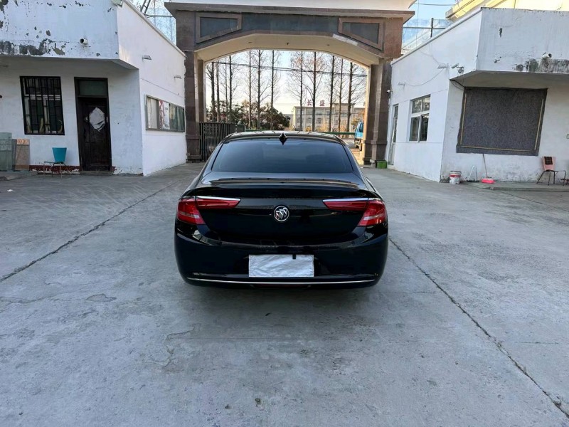 徐州17年别克君越9