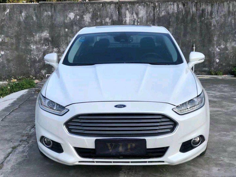 珠海15年福特蒙迪欧1