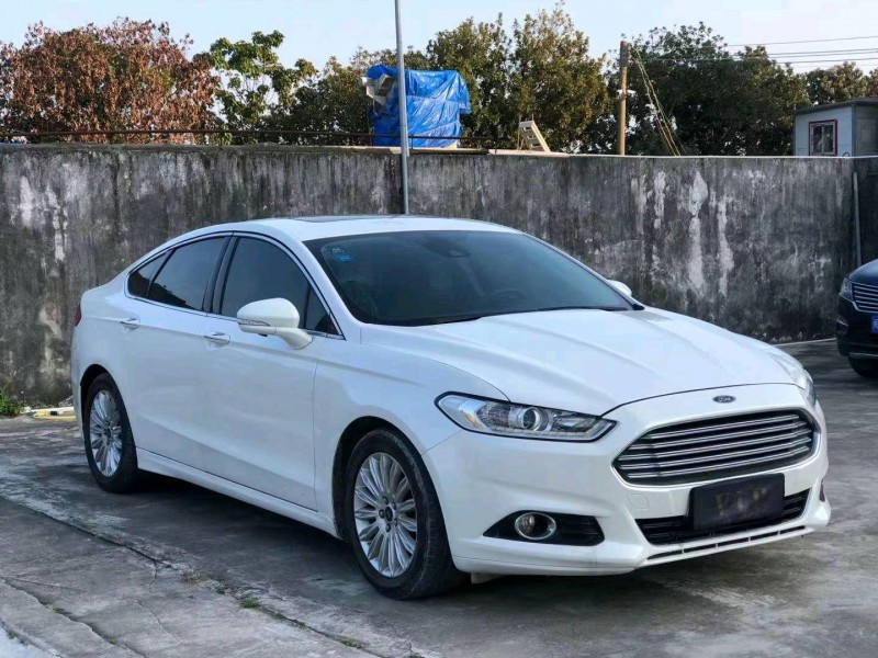 珠海15年福特蒙迪欧9