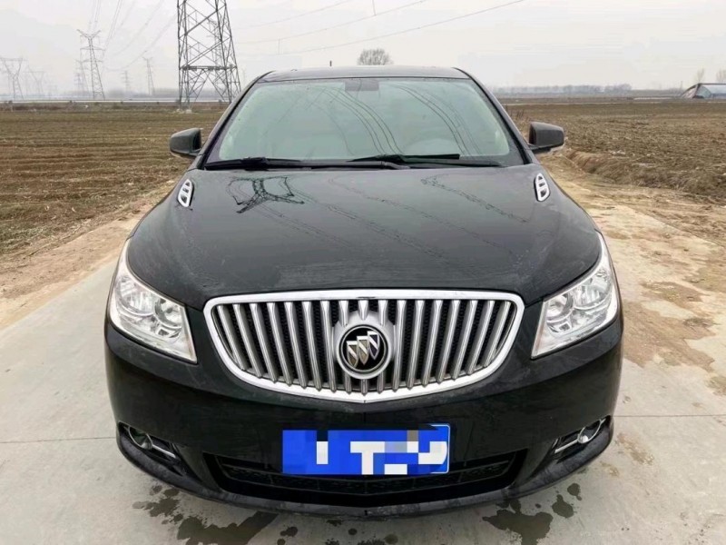 东营13年别克君越1