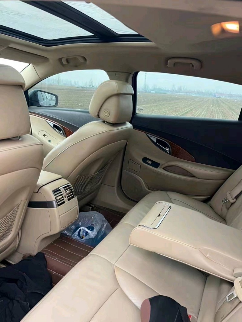 东营13年别克君越5