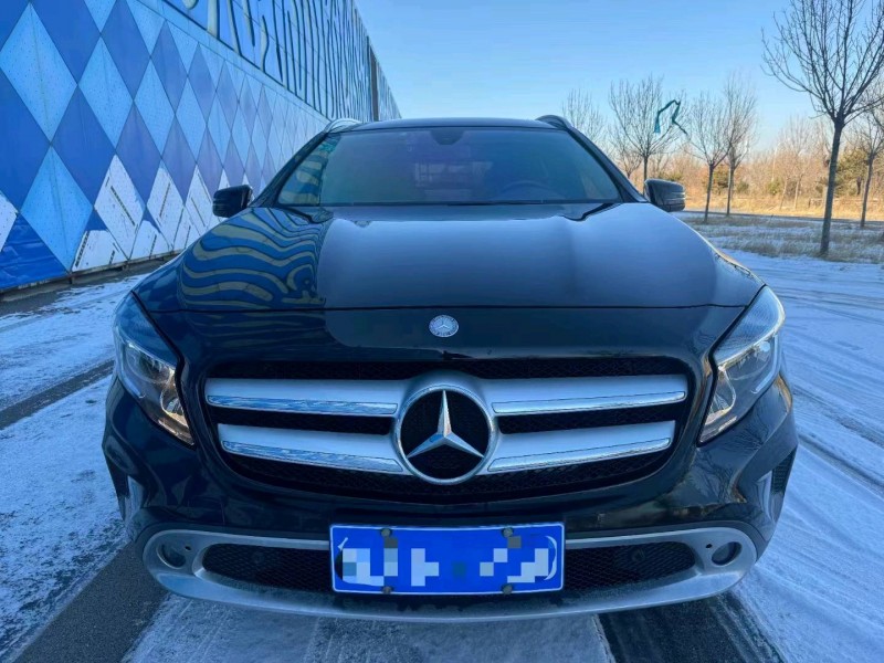 潍坊17年奔驰CLA1